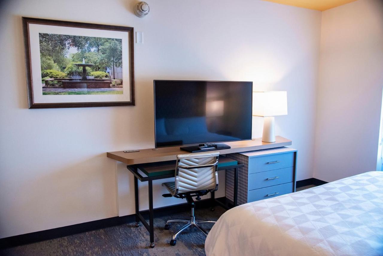 Holiday Inn & Suites - Savannah Airport - Pooler By Ihg Экстерьер фото