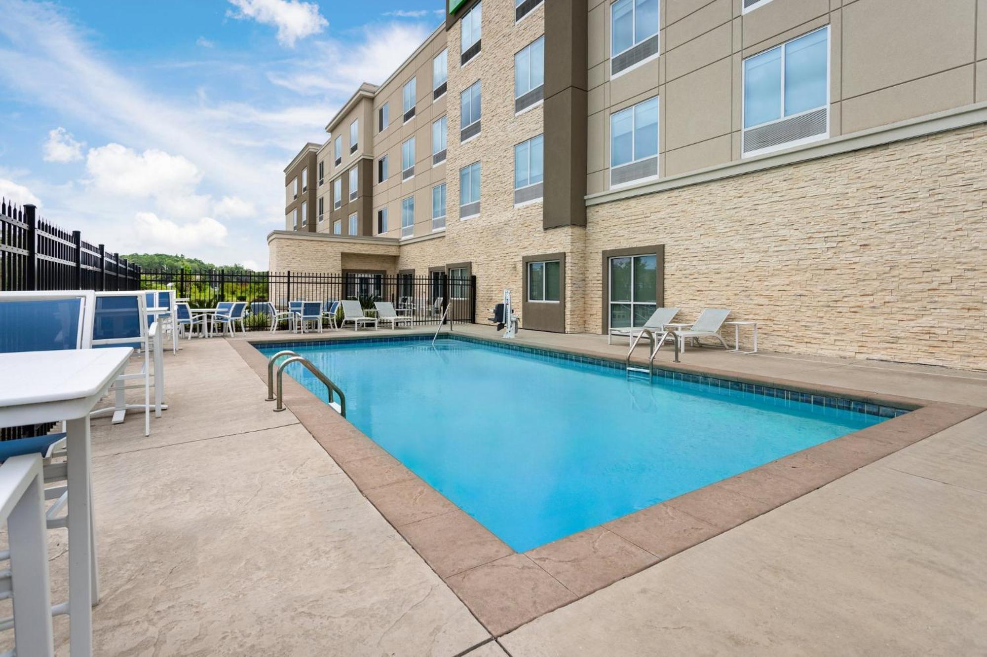 Holiday Inn & Suites - Savannah Airport - Pooler By Ihg Экстерьер фото