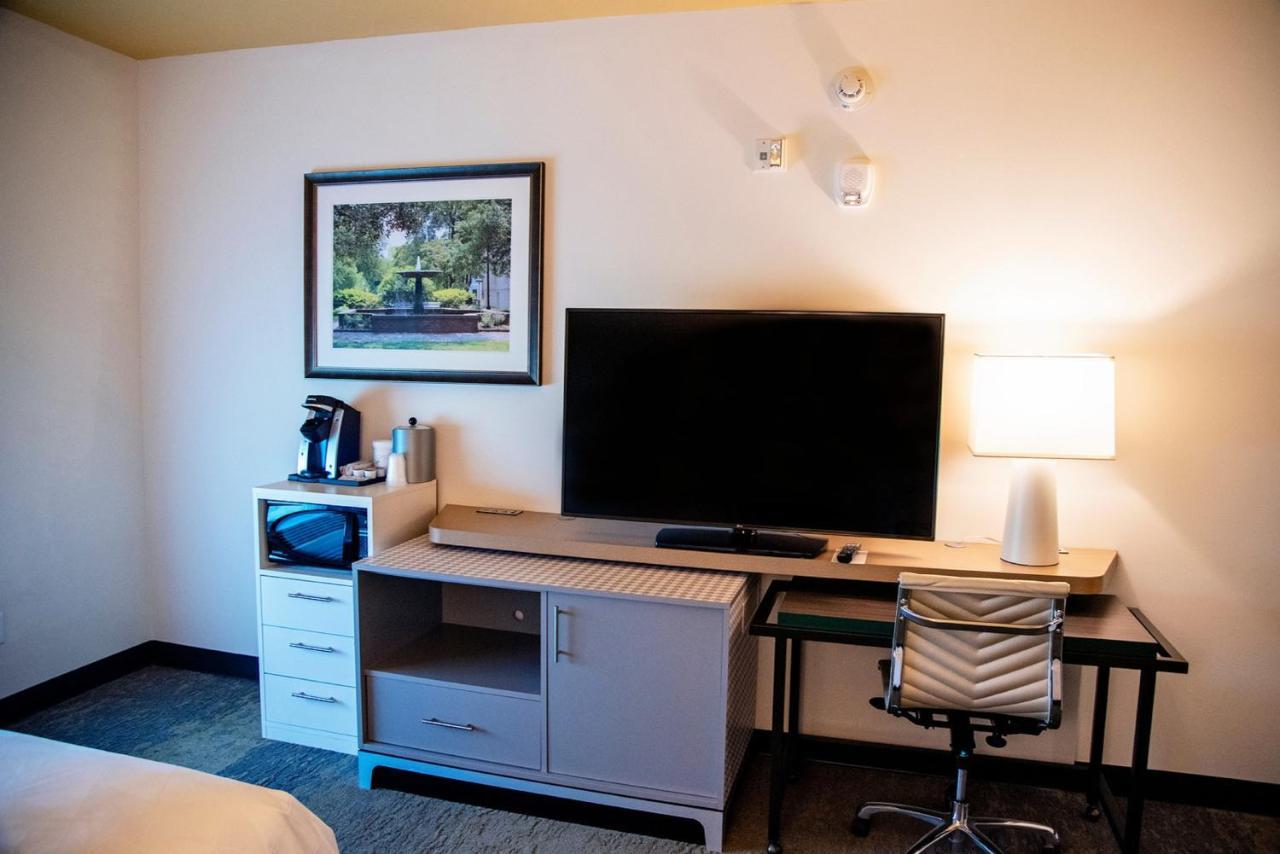 Holiday Inn & Suites - Savannah Airport - Pooler By Ihg Экстерьер фото
